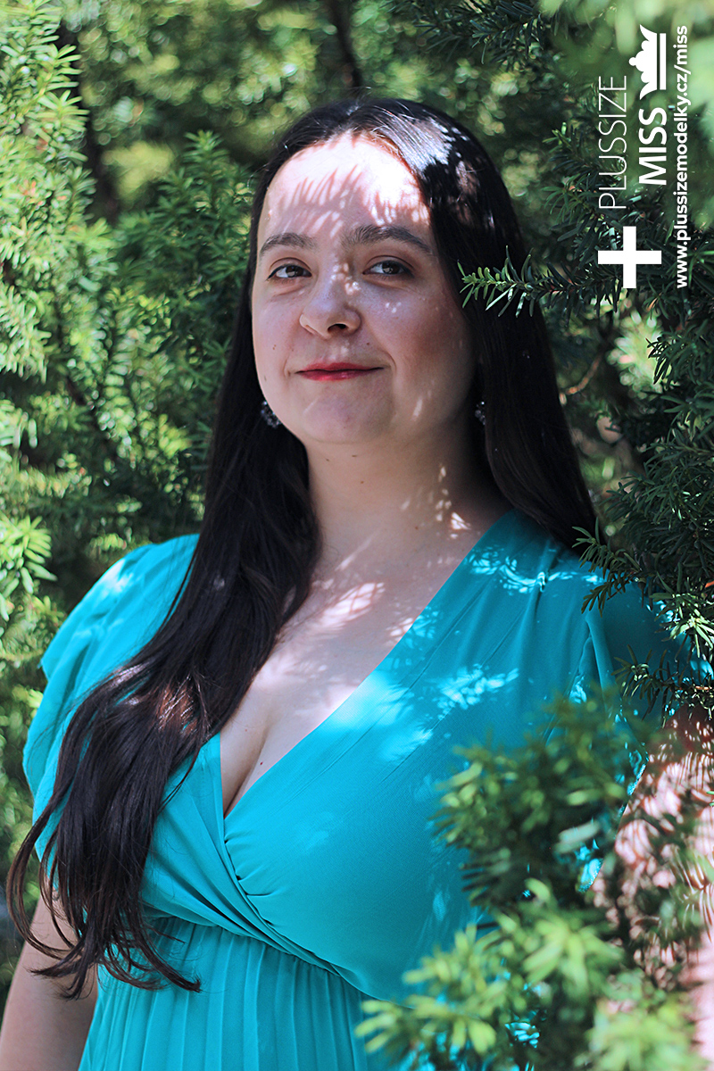 Natálie Jeníčková finalistka s číslem 1 soutěže Miss Plus Size modelky ČR 2024