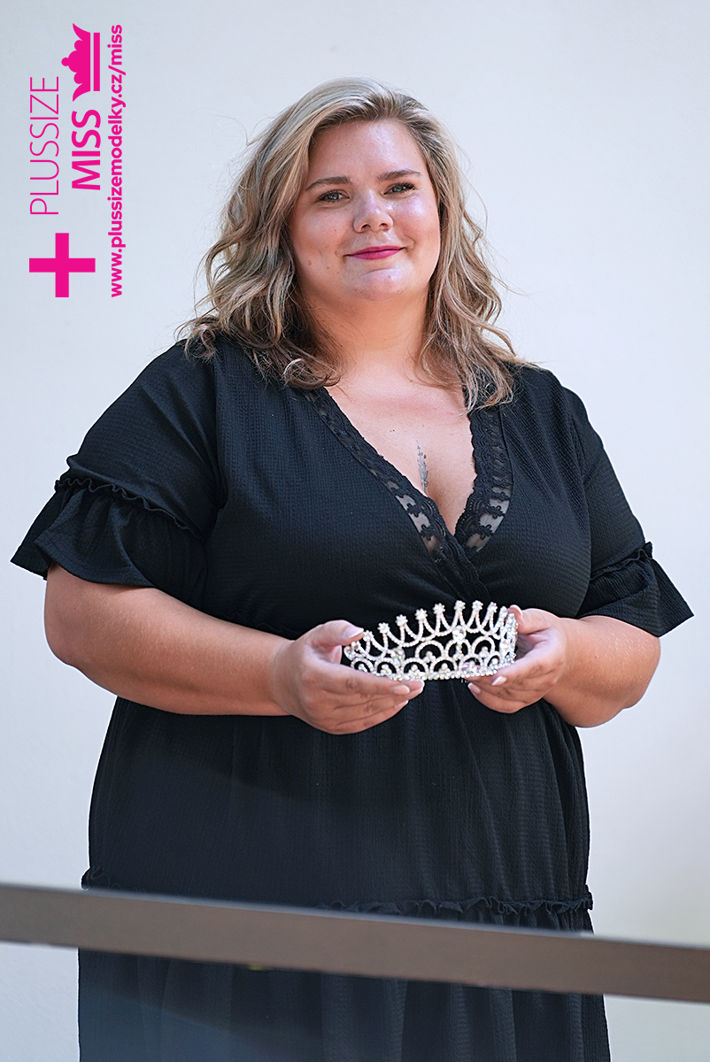 Zlata Vávrová finalistka s číslem 4 soutěže Miss Plus Size modelky ČR 2024