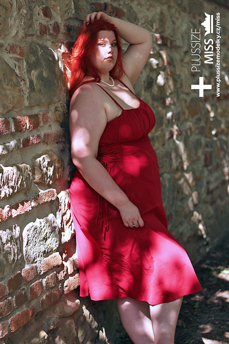 Karolína Koutná finalistka s číslem 5 soutěže Miss Plus Size modelky ČR 2024