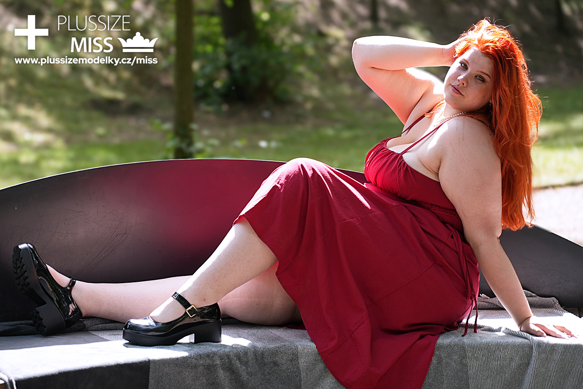 Karolína Koutná finalistka s číslem 5 soutěže Miss Plus Size modelky ČR 2024