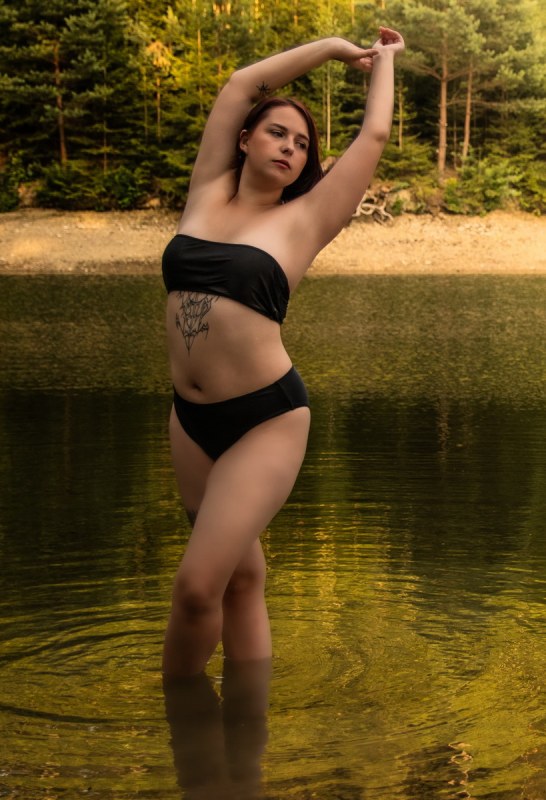 Plno�t�hl� modelky, plus size modelka, baculky, 196-IMG_20240707_164537_615