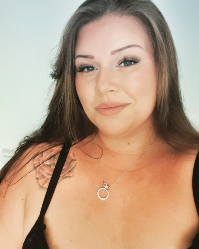 Plno�t�hl� modelky, plus size modelka, baculky, 211-IMG_20200818_135236_294