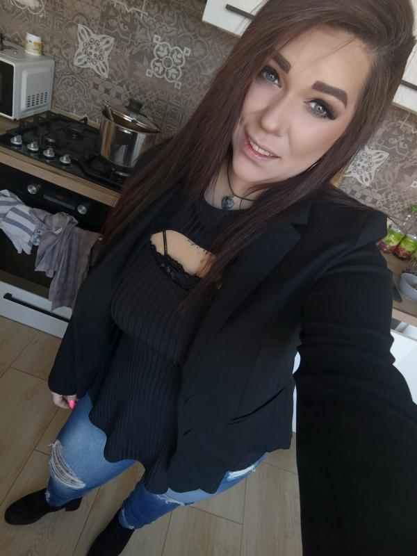 Plno�t�hl� modelky, plus size modelka, baculky, 225-IMG_20250203_125416_944