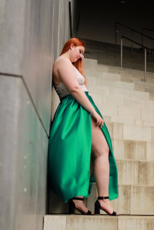 Plno�t�hl� modelky, plus size modelka, baculky, 276-9923528A-D7C0-4B04-B236-D27945AE9BA7