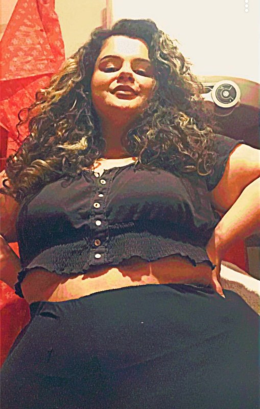 Plno�t�hl� modelky, plus size modelka, baculky