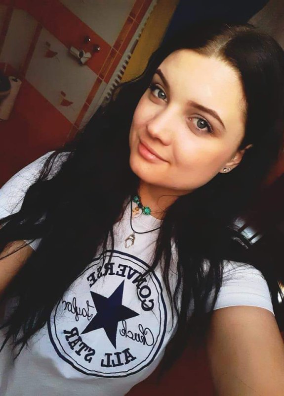 Plno�t�hl� modelky, plus size modelka, baculky, 289-FB_IMG_1653160502253