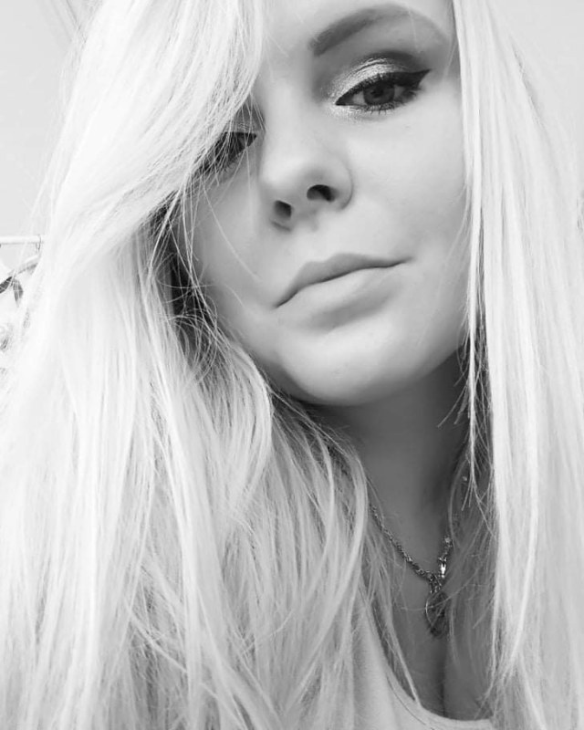 Plno�t�hl� modelky, plus size modelka, baculky, 310-inbound9037461636497888461