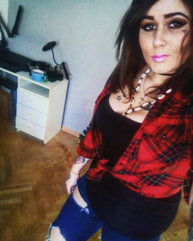 Plno�t�hl� modelky, plus size modelka, baculky