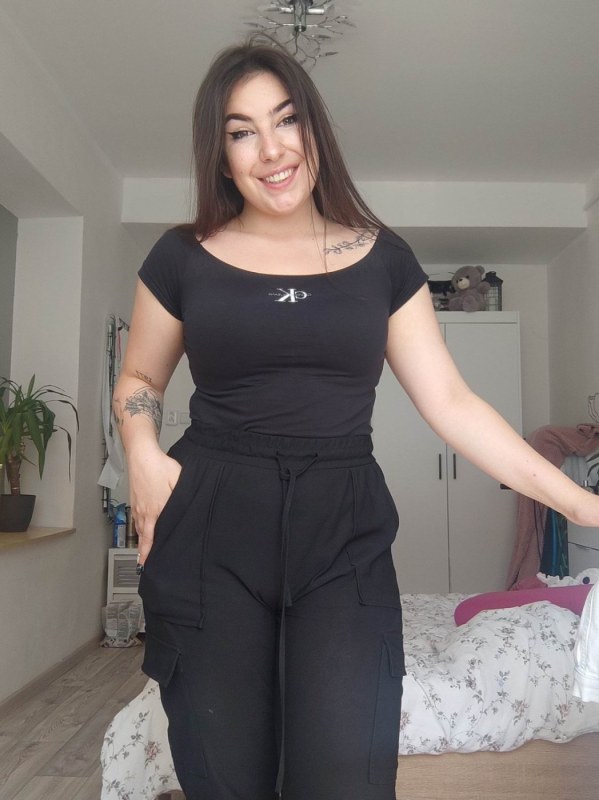 Plno�t�hl� modelky, plus size modelka, baculky