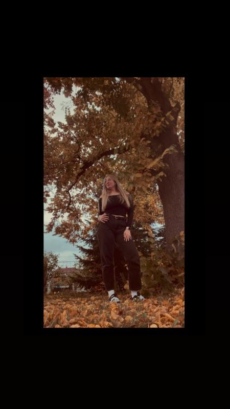 Plno�t�hl� modelky, plus size modelka, baculky, 372-C264A387-584F-4AB0-A7A1-4B298DD90C94