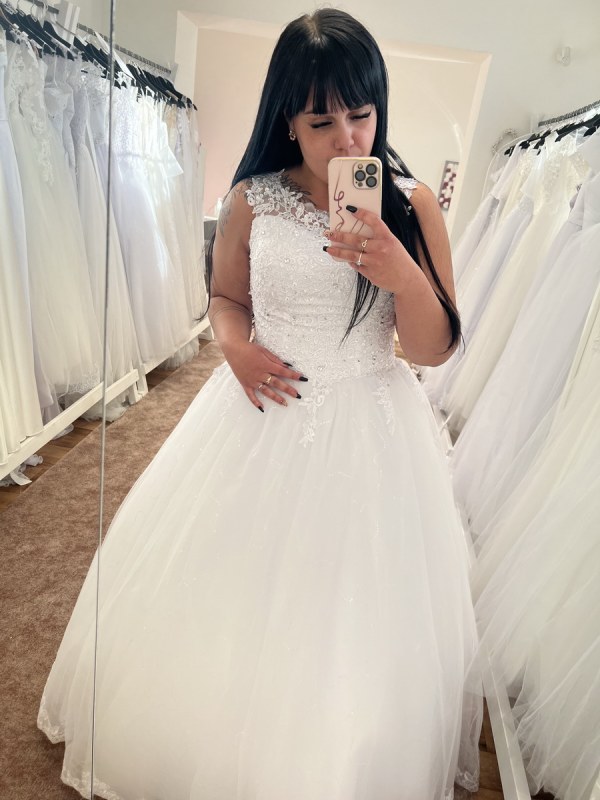 Plno�t�hl� modelky, plus size modelka, baculky