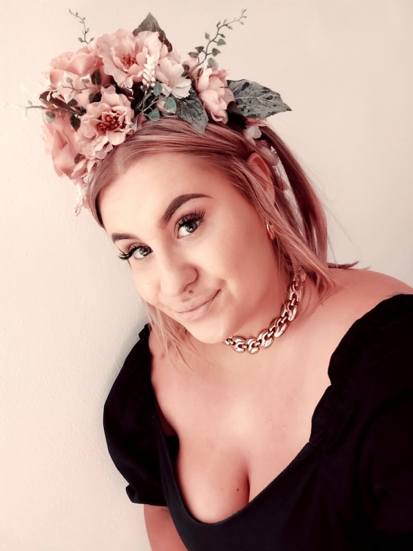 Plno�t�hl� modelky, plus size modelka, baculky