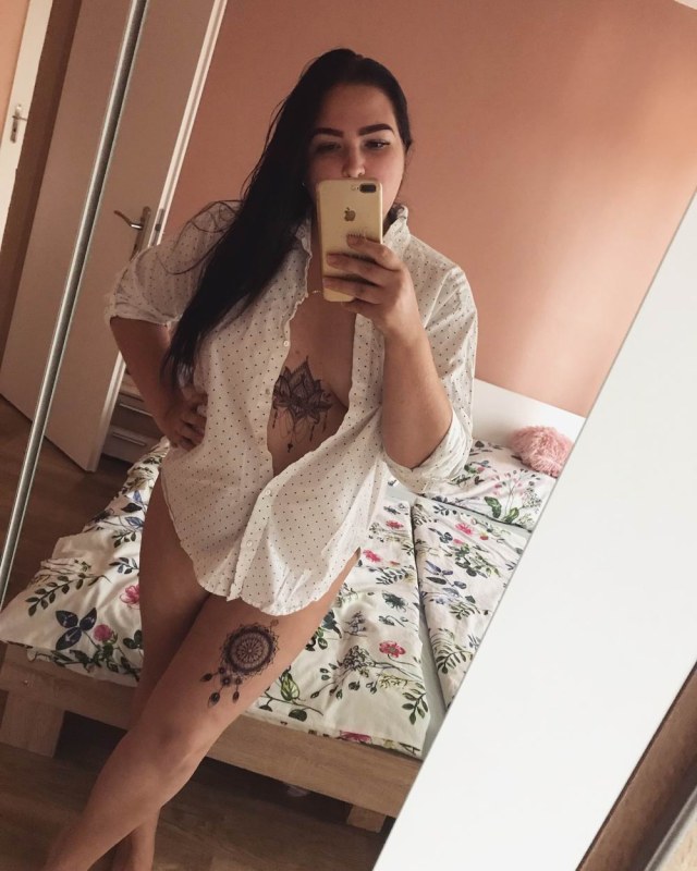 Plno�t�hl� modelky, plus size modelka, baculky