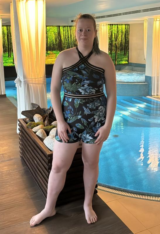 Plno�t�hl� modelky, plus size modelka, baculky, 589-8174ABC9-A45D-4178-9CE7-6F92F466BAB7