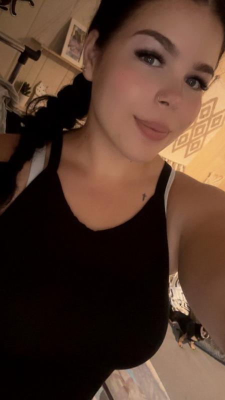 Plno�t�hl� modelky, plus size modelka, baculky, 642-40E4079A-394B-4D83-80CA-BBBB67306368