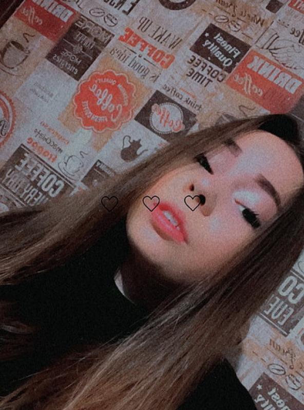 Plno�t�hl� modelky, plus size modelka, baculky, 654-BDDF96C2-C253-4A5E-B508-448EC7ECC400