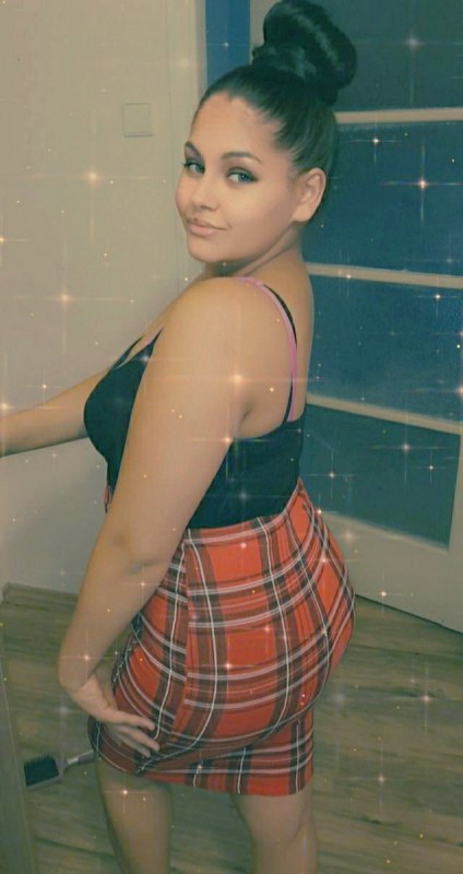 Plno�t�hl� modelky, plus size modelka, baculky, 658-20201025_125406