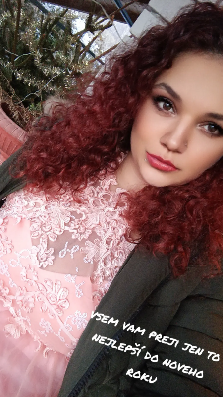 Plno�t�hl� modelky, plus size modelka, baculky, 685-41918baa5e01aa1e3d56e71e8f5e8330_1735657766787_0.webp