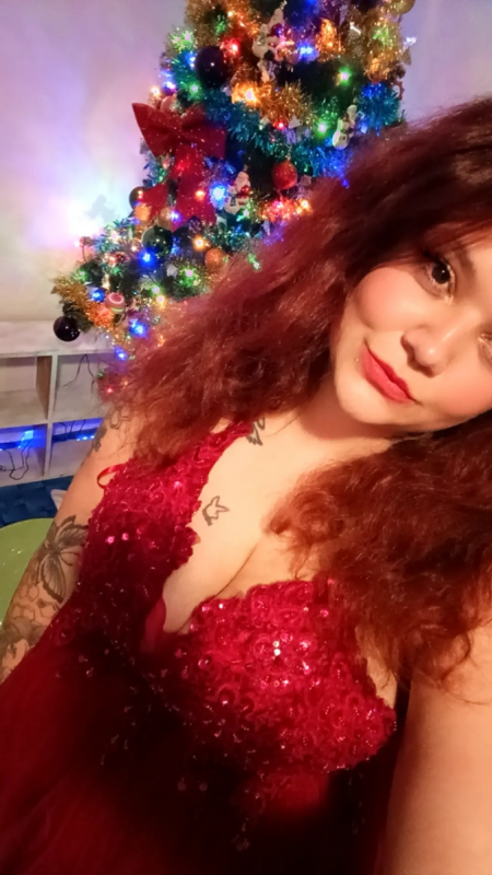 Plno�t�hl� modelky, plus size modelka, baculky, 685-c99e574f27055d440e17c05b1ffbc7d6_1735067383148_0.webp