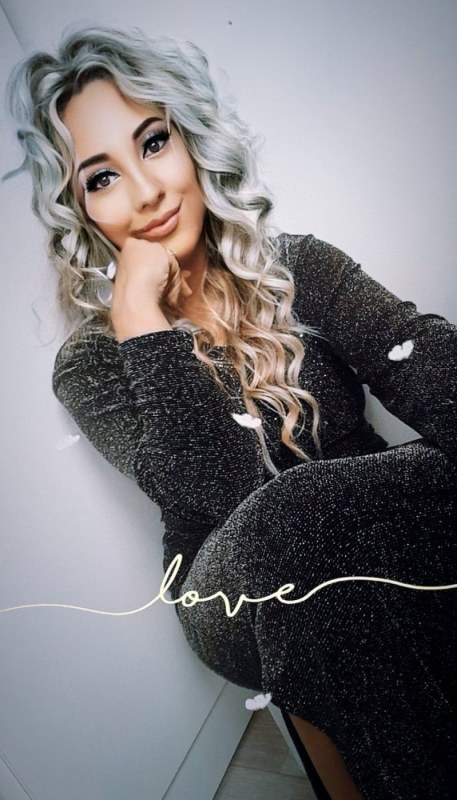 Plno�t�hl� modelky, plus size modelka, baculky
