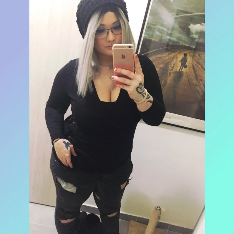 Plno�t�hl� modelky, plus size modelka, baculky, 725-7833F409-A912-4E94-8D16-976A9A3DAD90