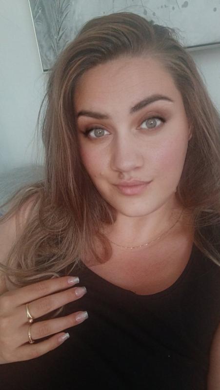 Plno�t�hl� modelky, plus size modelka, baculky, 818-inbound1211494540521765515