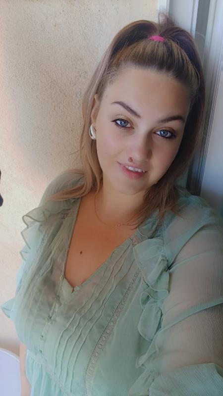 Plno�t�hl� modelky, plus size modelka, baculky, 818-inbound7614784329047367873