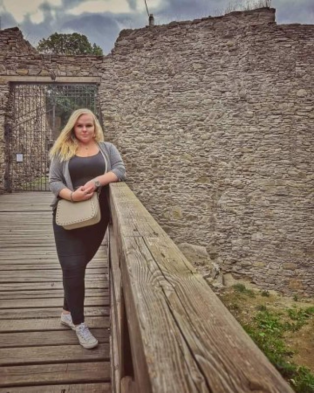 Plno�t�hl� modelky, plus size modelka, baculky, 86-inbound8691914231843113663