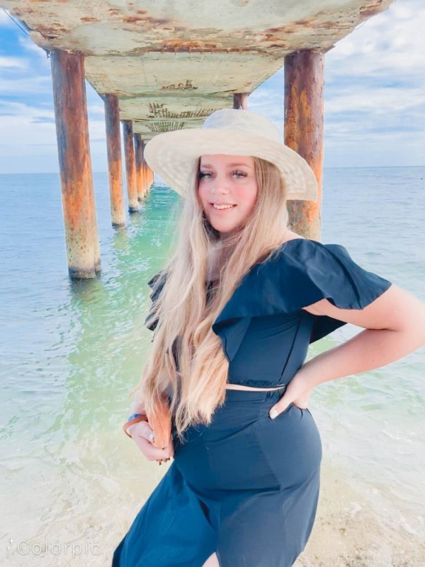 Plno�t�hl� modelky, plus size modelka, baculky