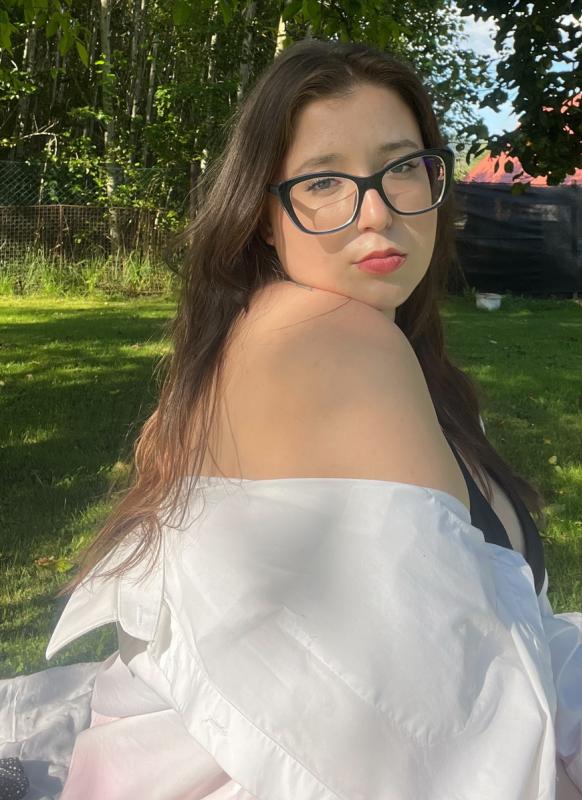 Plno�t�hl� modelky, plus size modelka, baculky, 970-IMG_2024_08_06-17_22_08_4760_8F97E9A7