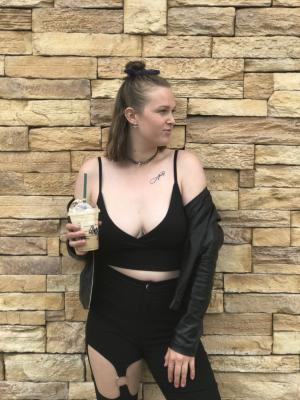 277-582B8A2D-A296-4CCF-A4AF-260F1325F1A0