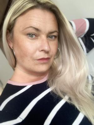 350-350E7130-9165-4DB0-9D33-63DDA97339CB