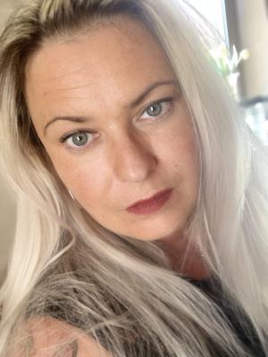 350-DCD9F92D-2A7E-458E-93FE-3F6FF4C7AE6C