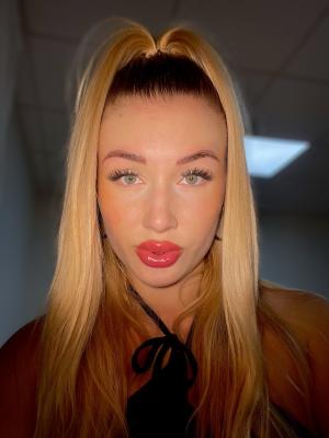 423-C6A4552A-6A6F-443B-88AA-084872AF39BF