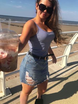 438-33FA055A-1661-416F-9E80-0ADB7FDA13E2