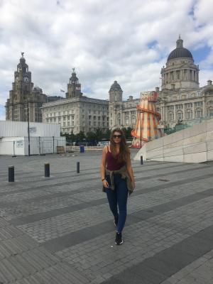 438-B546DE1A-E678-46B0-BCD1-417E6EDECB38