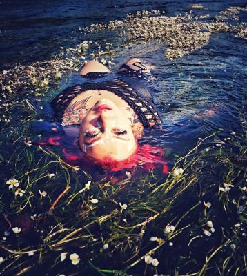 570-1ABD12B5-091E-4D73-8939-CCDBB82929EB