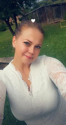 689-472961C5-8806-4493-8CE2-67255AAC1374