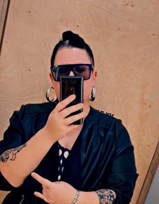 713-PicsArt_06-18-06.19.04