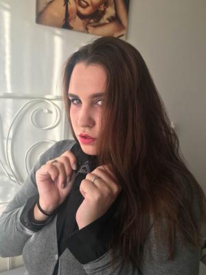 865-47717941-65FF-4B69-8A2C-59A1227965A2