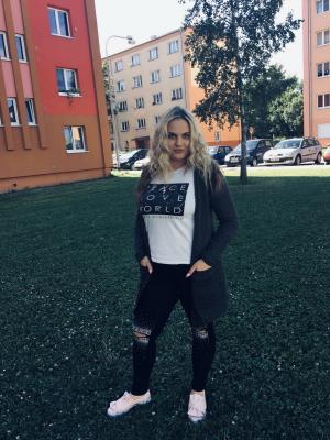 908-1E7EB12D-3A9D-4CB5-9796-0B6BD982962D