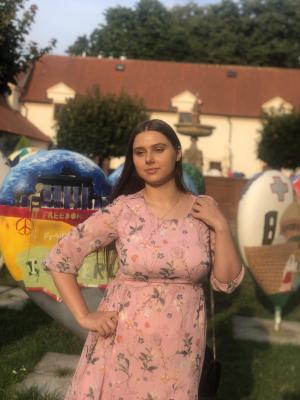 989-F0758584-3611-4E98-B8E2-F74170D7B22E